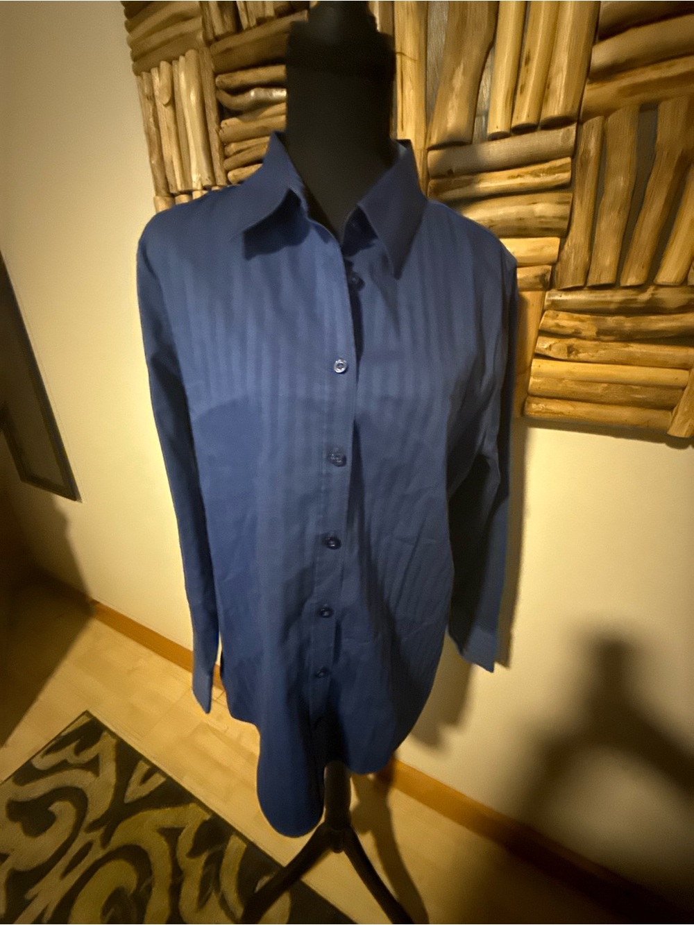 Chicos Non-Iron Classic Button-Up Shirt in Deep Blue, Size 12